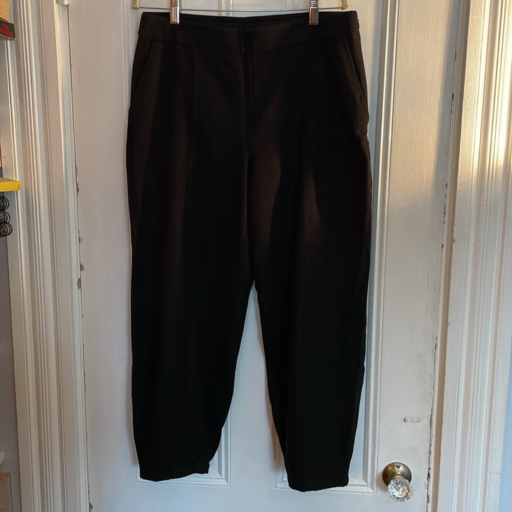Eileen Fisher black wool lantern trousers, size Medium